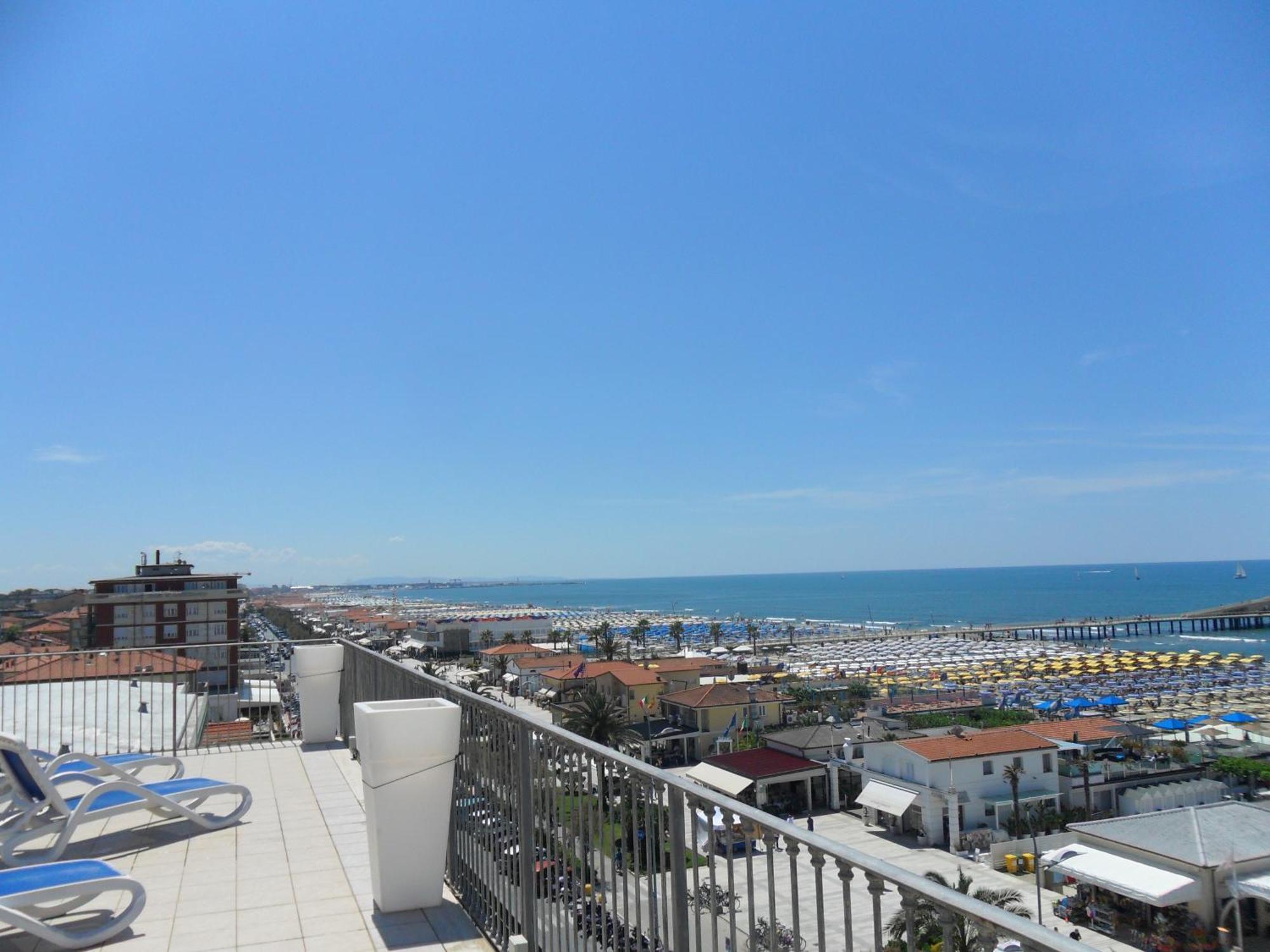 Dependance Dell'Hotel Sole E Mare Lido di Camaiore Exterior photo