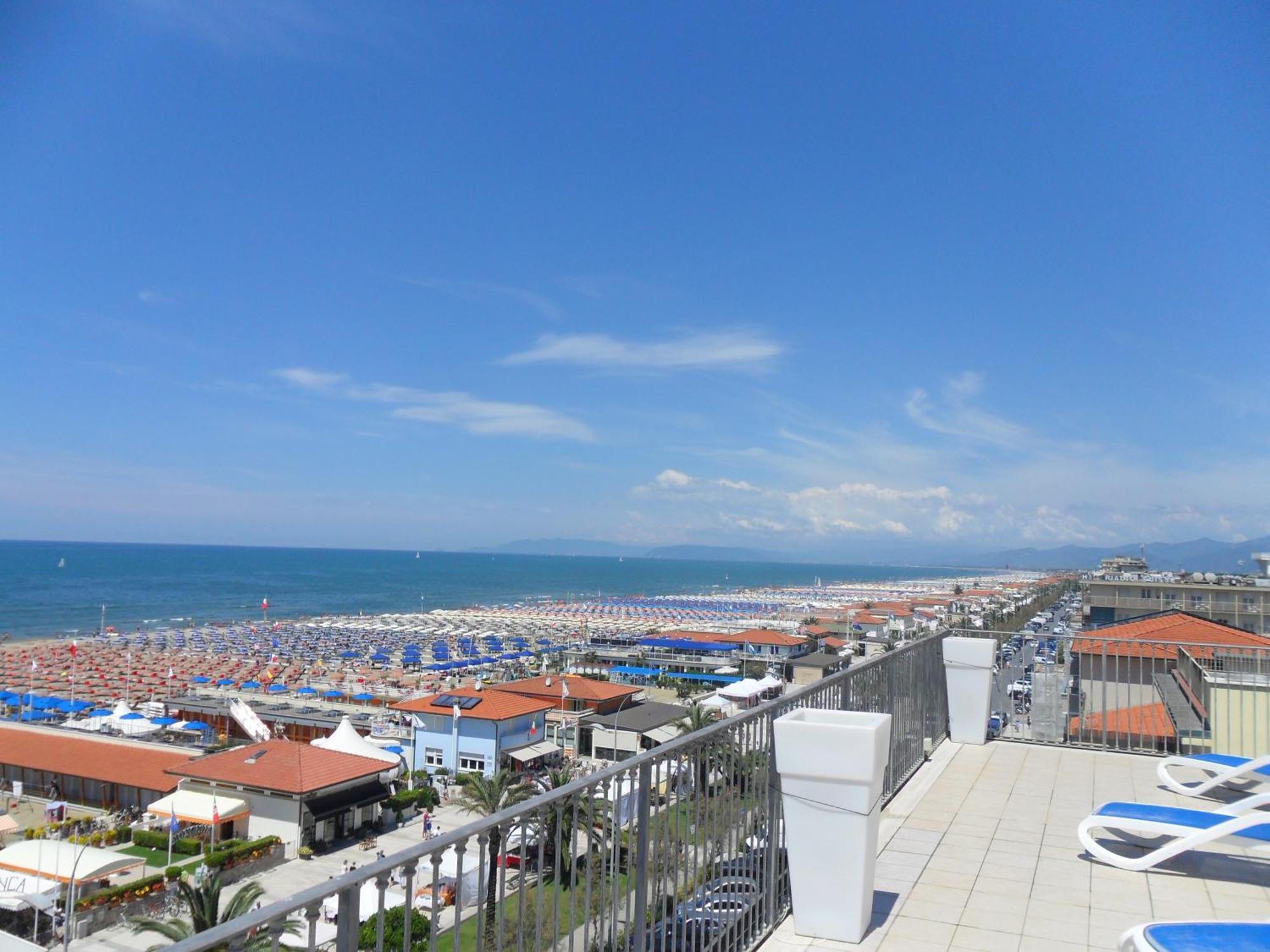 Dependance Dell'Hotel Sole E Mare Lido di Camaiore Exterior photo